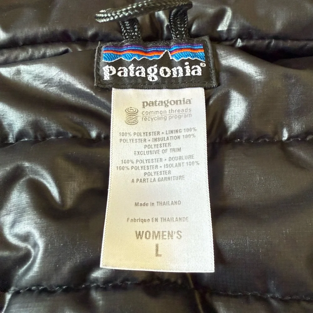Patagonia Women's Charcoal Puffer Vest - Picture 7 of 7